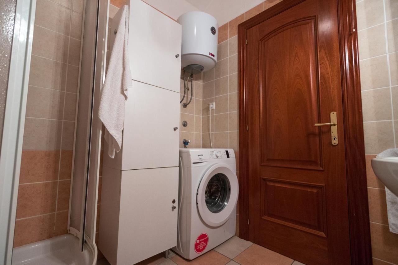 Apartman Nena Турань Екстер'єр фото
