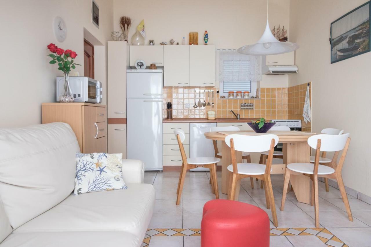 Apartman Nena Турань Екстер'єр фото