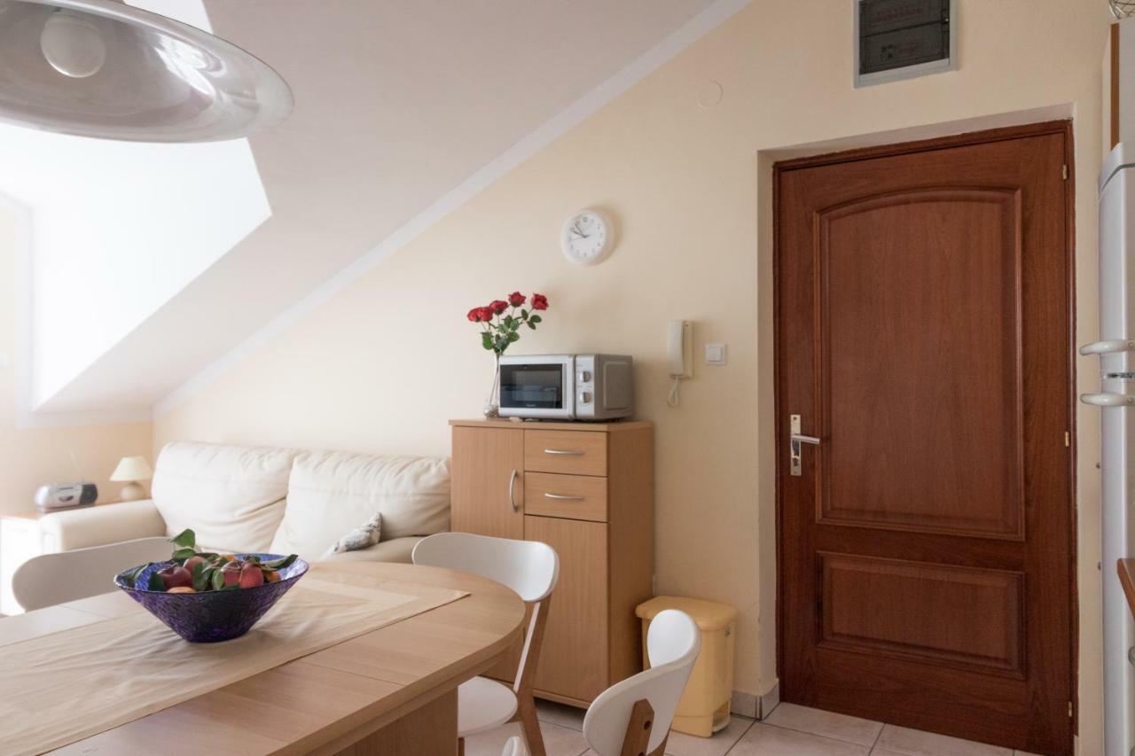 Apartman Nena Турань Екстер'єр фото
