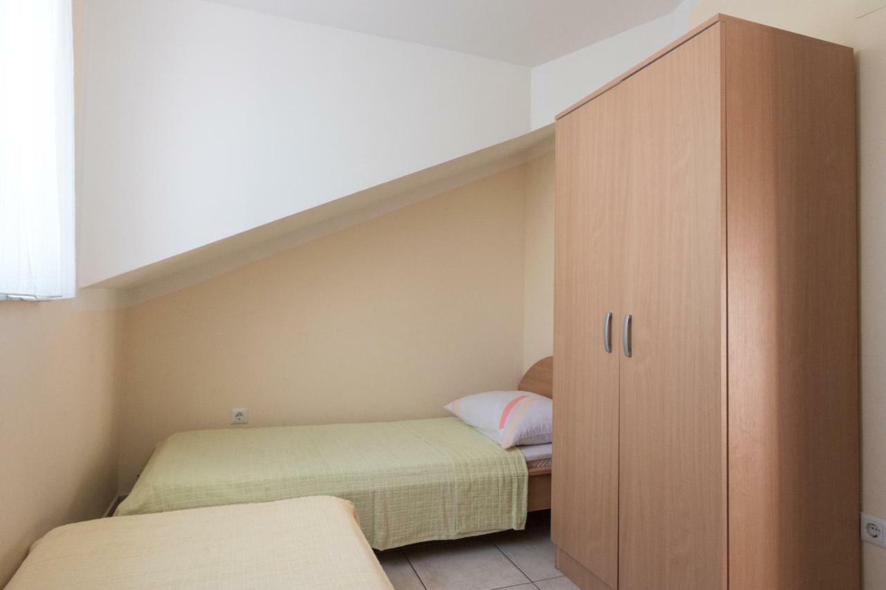 Apartman Nena Турань Екстер'єр фото